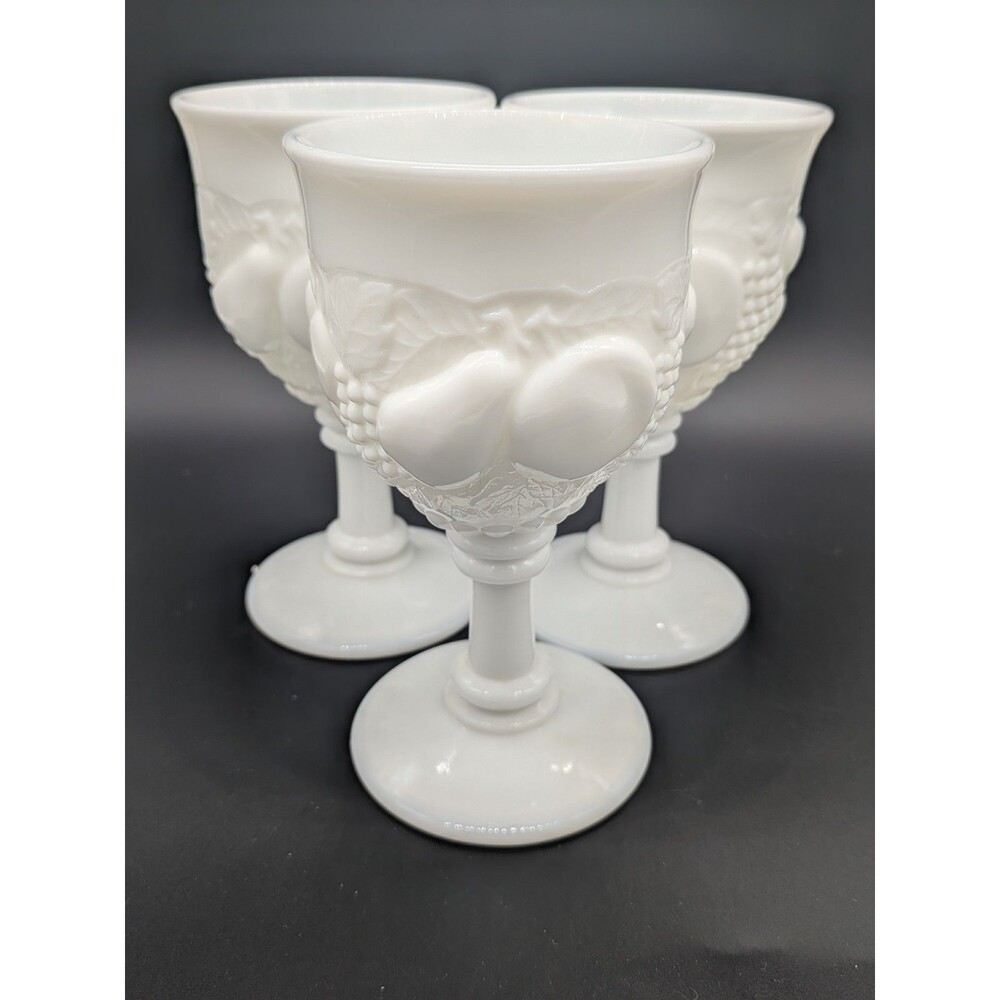 WESTMORELAND MILK GLASS DELLA ROBBIA FOOTED WINE WATER GOBLET FRUIT DESIGN